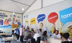 Sultangazi Belediyesi lise öğrencilerine ücretsiz tercih danışmanlık hizmeti veriyor