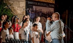 Nilüfer Çocuk ve Gençlik Korosu Kıbrıs’ta alkışları topladı