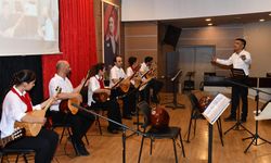 Çiğli Belediyesi Bağlama Kursiyerlerinden Eşsiz Konser