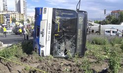 Ankara'da belediye otobüsü devrildi: 5 yaralı