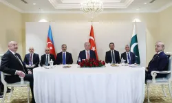 Erdoğan, Aliyev ve Şerif Kazakistan'da Bir Araya Geldi