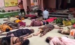 Hindistan'da dini törende izdiham: En az 60 kişi hayatını kaybetti
