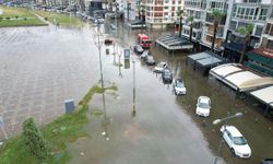 İzmir'de olası bir depremde deniz kentin içine girecek!