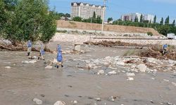 Kırgızistan’daki Sele Kapıldılar, Özbekistan'da Çıktılar