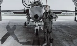 Polonya'da Prova Uçuşunda Faciaya: Savaş Uçağı Düştü, Pilot Hayatını Kaybetti
