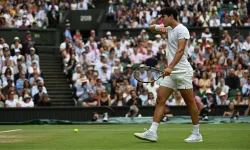 Carlos Alcaraz, Wimbledon’da üst üste ikinci kez şampiyon