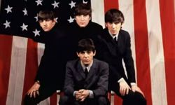 Beatles'ın 60 yıllık peruğu açık artırmada!