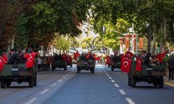 Ankara'da resmi geçit töreni düzenlendi