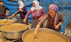 İmeceyle yapılan aşure, 4000 kişiye ikram edildi