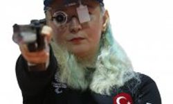 Aysel Özgan’dan gümüş madalya