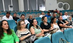 Bornova’da muhtarlara Kent Konseyi semineri