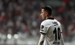 Oğuzhan Özyakup, futbolu bıraktığını açıkladı