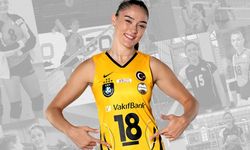 VakıfBank'ta yeni kaptan Zehra Güneş oldu