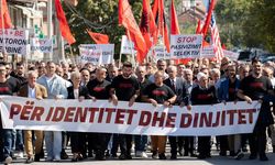 Arnavutlar, Sırbistan'ın güneyindeki Preşevo'da ayrımcılığı protesto etti