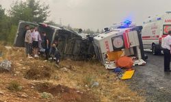 İki trafik kazasında 1 kişi öldü, 14 kişi yaralandı