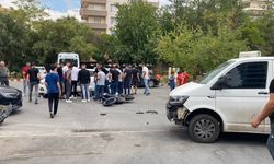 Mardin’de kamyonetle çarpışan motosikletin sürücüsü yaralandı