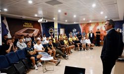 Fenerbahçe Yönetimi'nden takıma derbi öncesi destek