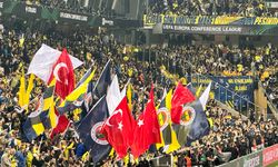 Şeref Bayrağı'nın ilk sahibi Fenerbahçe