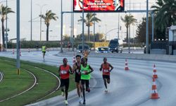 9 Eylül İzmir Yarı Maratonu’yla kurtuluş coşkusu başladı