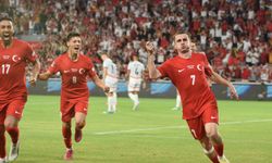 Türkiye İzlanda maçında ilk yarı bitti: 1-1