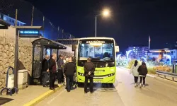 Halk otobüsünde cinayet! Yolcuların gözü önünde öldürdü