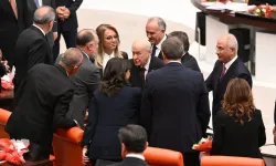 Bahçeli'nin el sıkışmasındaki sır: Yeni bir Dolmabahçe mi?