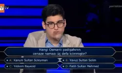 Hangi Osmanlı Padişahının Cenaze Namazı Üç Defa Kılınmıştır?