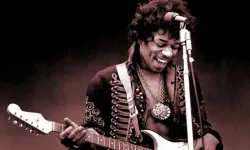 Jimi Hendrix'in Hiç Duyulmamış Şarkı Kayıtları Açık Artırmaya Çıkıyor