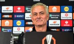 Mourinho: Manchester United 1 puan aldığı için mutludur