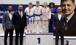 Başöğretmen Atatürk anısına judo turnuvası