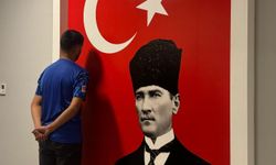 Atatürk görseline basan yabancı uyruklu yakalanıp tutuklandı