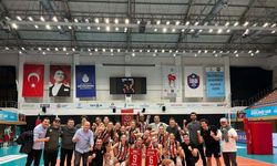 Voleybolda gözler İzmir derbisinde