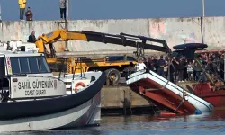 Şile'deki deniz kazasında batan tekne çıkarıldı... Balıkçıdan halen haber yok!