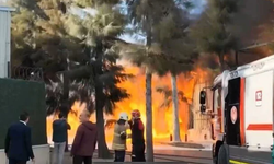 İzmir'deki fabrikada büyük yangın!