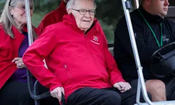 Warren Buffett'ın 150 milyar dolarlık serveti 10 yılda dağıtılacak