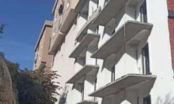 Balkon çöktü, inşaat işçisi can verdi