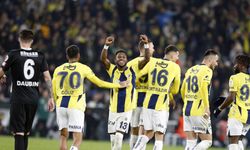 Fenerbahçe, lider ile puan farkını 3’e indirdi