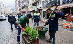 Bornova’da Merkez Pazaryeri’nde trafik sorunu çözülüyor