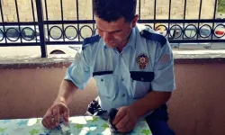 Katliam yapan polis güvercin kurtardı diye haber olmuş...