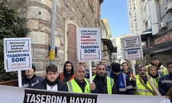 Taşeron firma işçilerinden İzmir Büyükşehir Belediyesi önünde eylem!