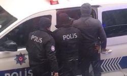 Polisin 'dur' ihtarına uymadığı için silah çekip durdurulan şüpheli hastaneye yatırıldı