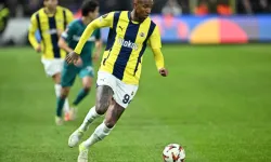 Galatasaray - Fenerbahçe derbisi hangi kanalda? Maç şifresiz mi yayınlanacak?