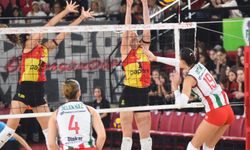 Voleybolda İzmir derbisi!