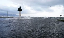 İzmir sular altında kalabilir... Uzmanından uyarı!