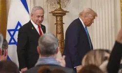 Netanyahu, Trump'a çağrı cihazı hediye etti