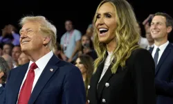 Lara Trump: Amerikalılar, Elon Musk ve Donald Trump’ın ayaklarını öpmeli!