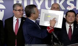 Özel, Saraçhane'de konuşuyor