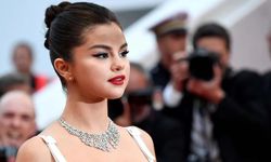 Selena Gomez'in Oscar kıyafeti göz kamaştırdı...