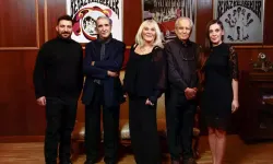 Beyaz Kelebekler grubu yeniden bir araya geldi