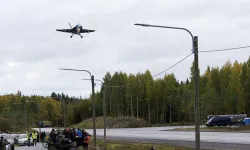 Finlandiya'da orduya ait savaş uçağı düştü!